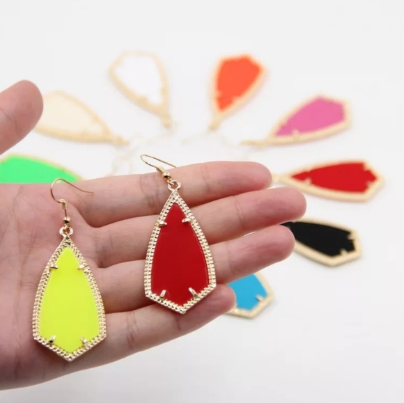 Chandelier Earrings Drop Down and Fun - Picture 7 of 8